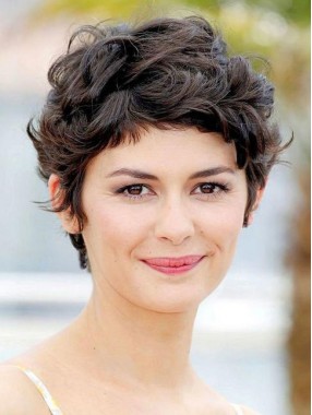 Pixie Cut Kurz Wellig Kappenlos Echthaar Perücken Mit Dem Pony 8 Inches