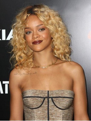 Günstig Rihanna Haarstil Mittel-Länge Locken Lace Front 